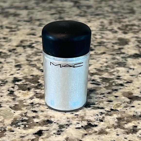 MAC Cosmetics Reflects Blue Glitter - Picture 1 of 5